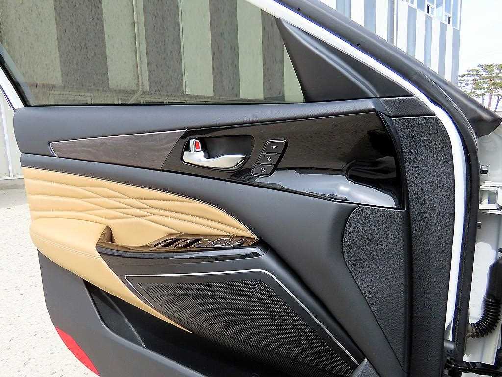 KIA K7 - Vista 11