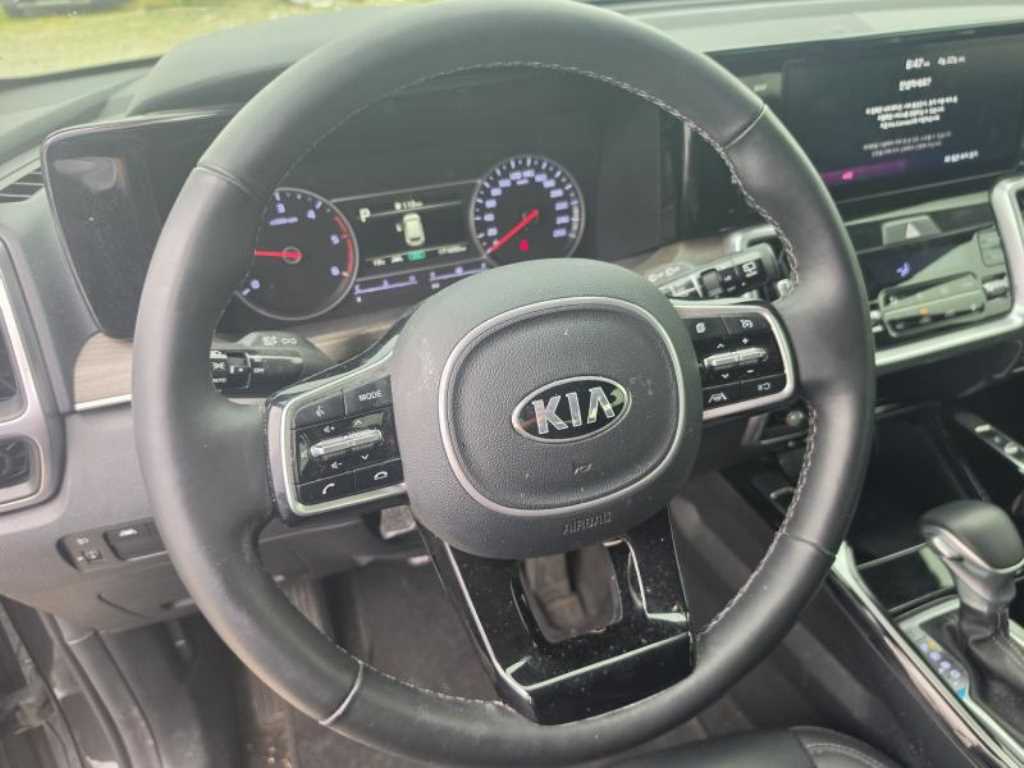 KIA Sorento - Vista 8