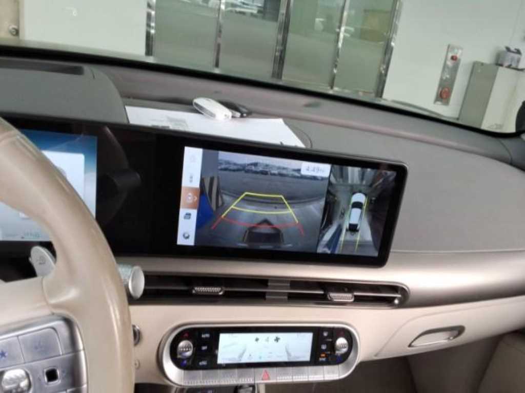 Genesis GV60 - Vista 7