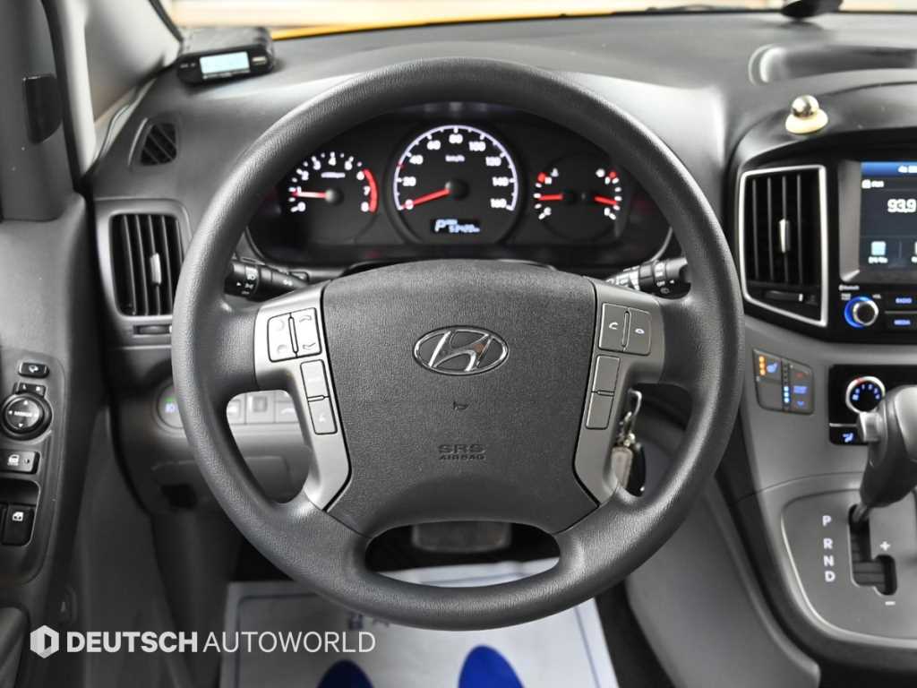 HYUNDAI Starex 2021 Amarillo - Importación desde Corea - HF Imports Iquique - Foto 13