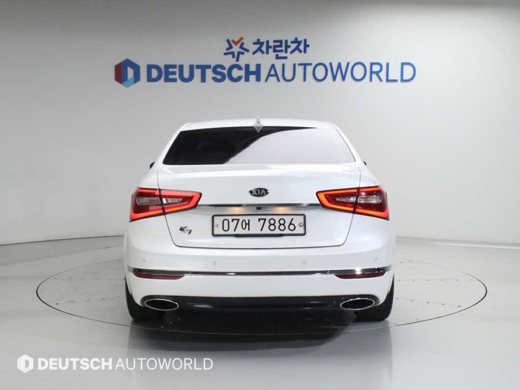 KIA K7 - Vista 4