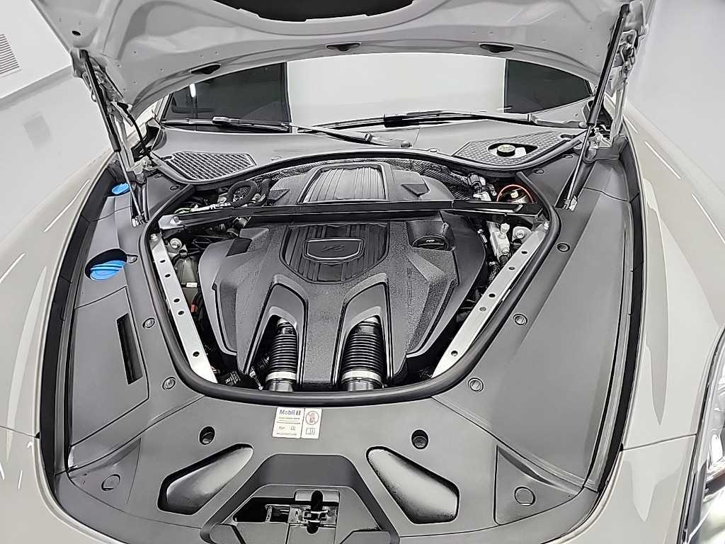 Porsche Panamera - Vista 5