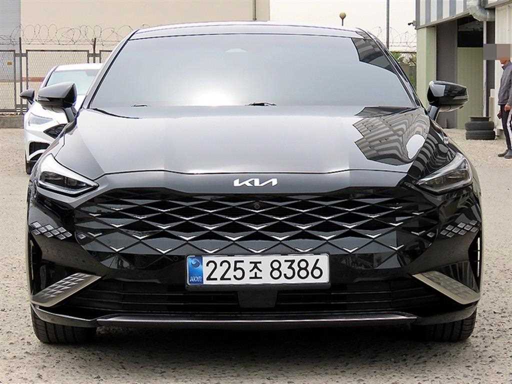 KIA K8 - Vista 2