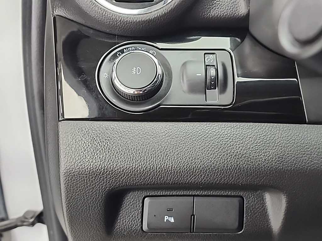 Chevrolet Orlando 2018 Blanco - Importación desde Corea - HF Imports Iquique - Foto 18