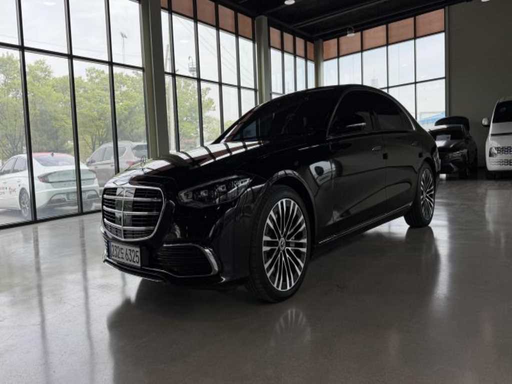 Mercedes Benz S Class 2023 Negro - Importación desde Corea - HF Imports Iquique - Foto 1
