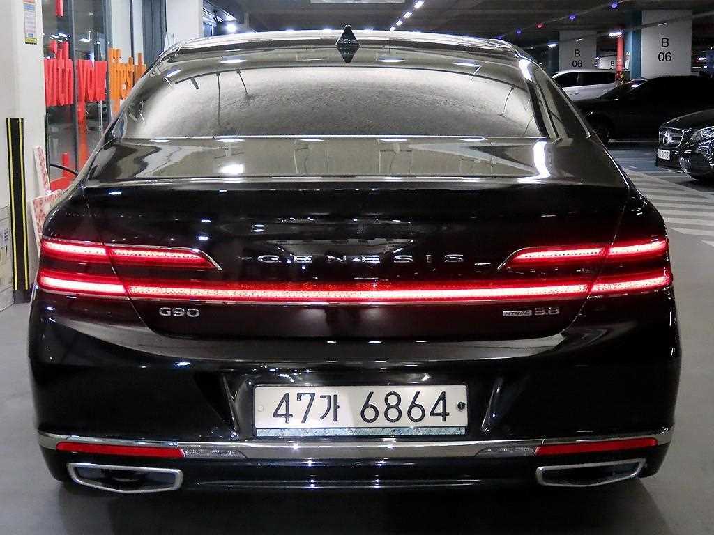 Genesis G90 - Vista 5