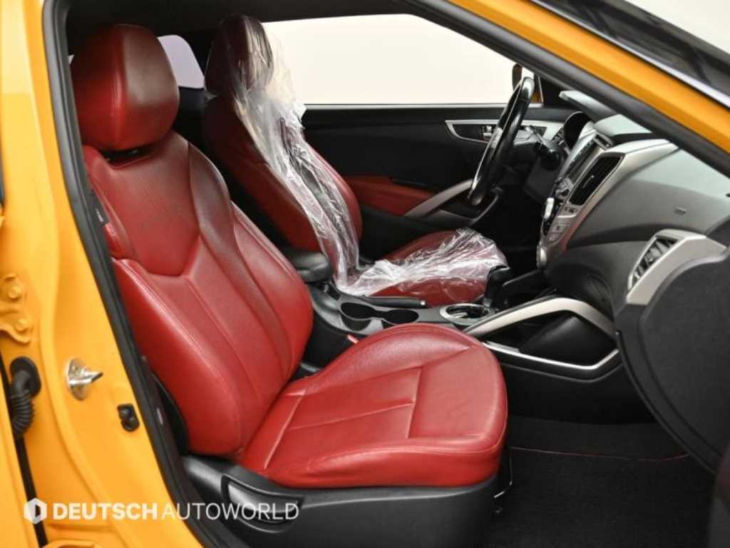 HYUNDAI Veloster - Vista 10