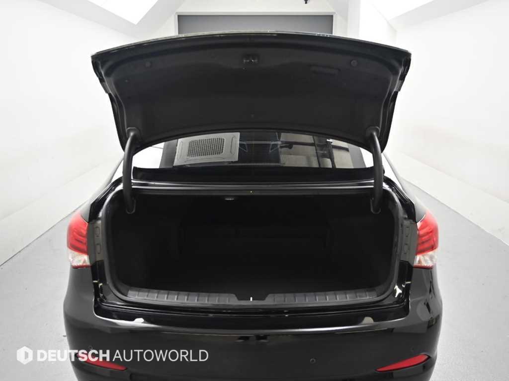 HYUNDAI i40 2016 Negro - Importación desde Corea - HF Imports Iquique - Foto 19