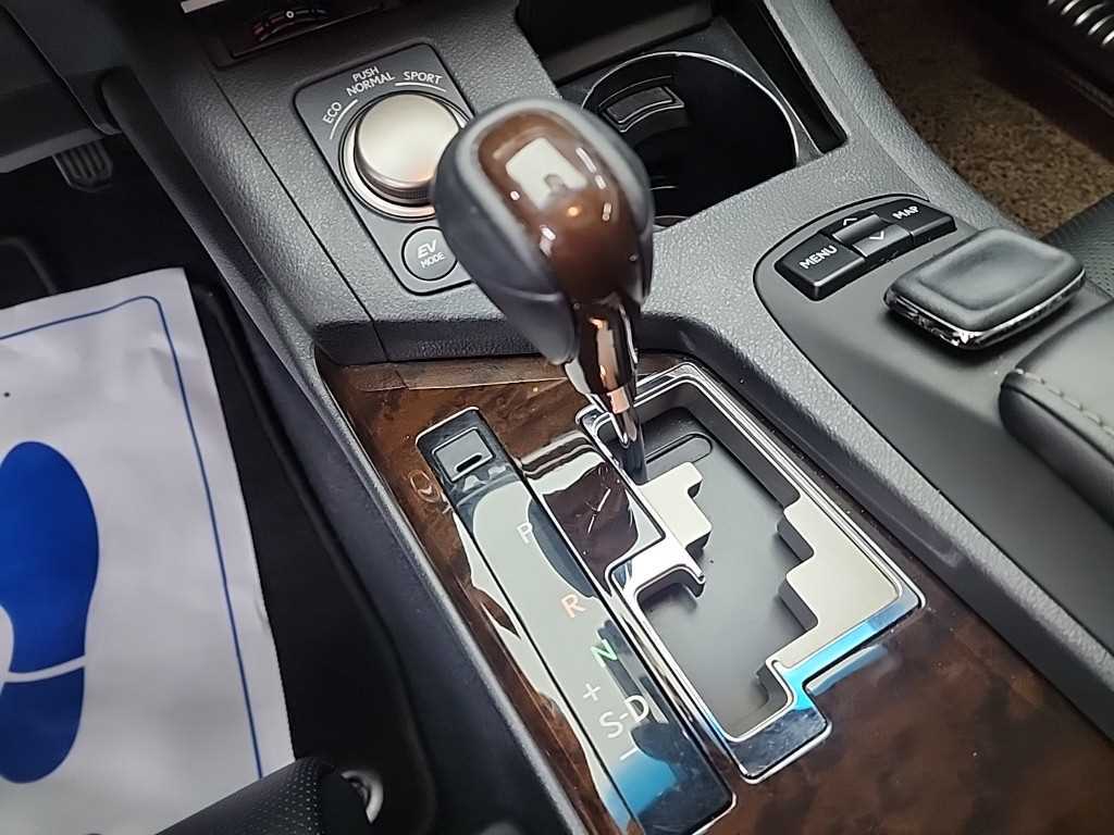 Lexus ES - Vista 8