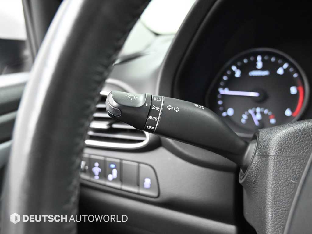 HYUNDAI i30 2018 Blanco - Importación desde Corea - HF Imports Iquique - Foto 16