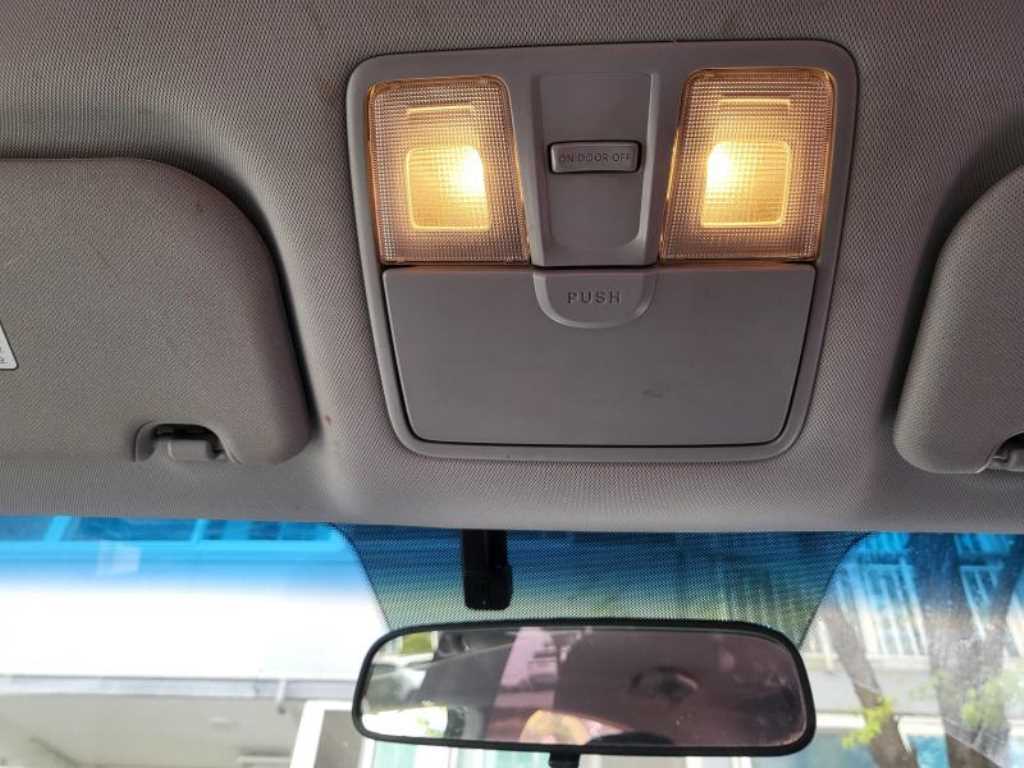 HYUNDAI i30 - Vista 5