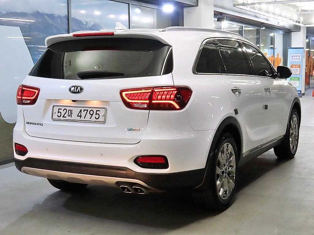 KIA Sorento - Vista 4