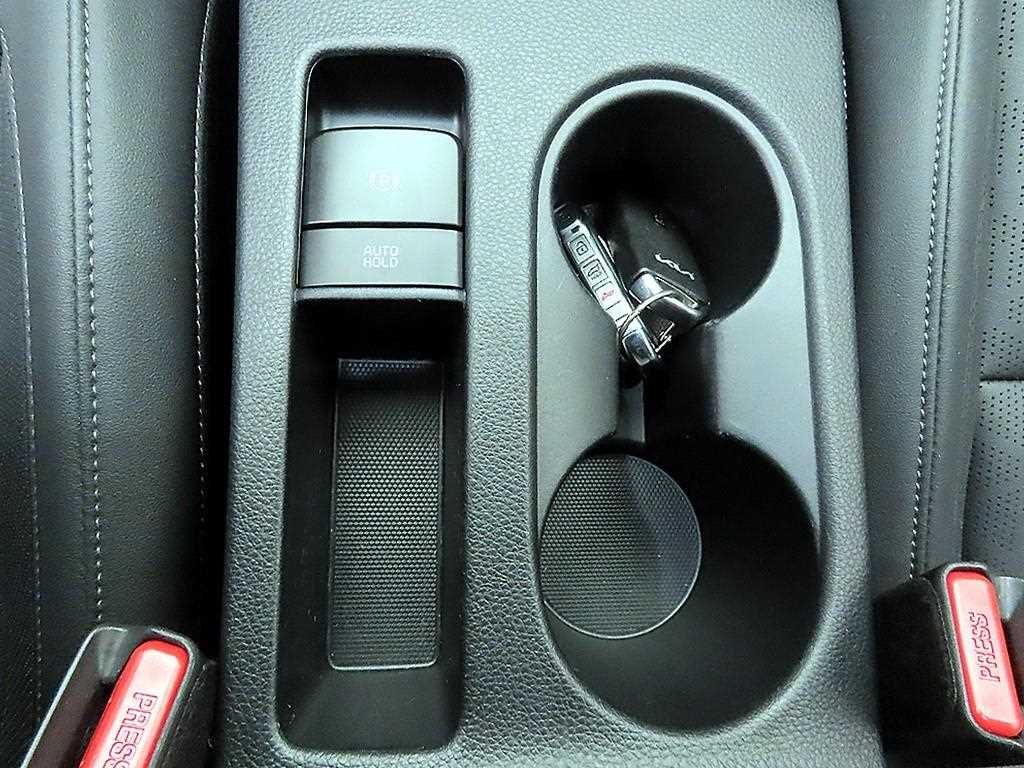 KIA Seltos 2023 Blanco - Importación desde Corea - HF Imports Iquique - Foto 14