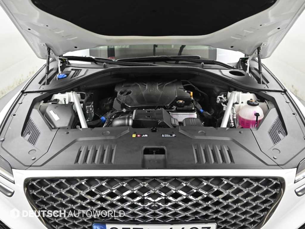 Genesis GV70 - Vista 6