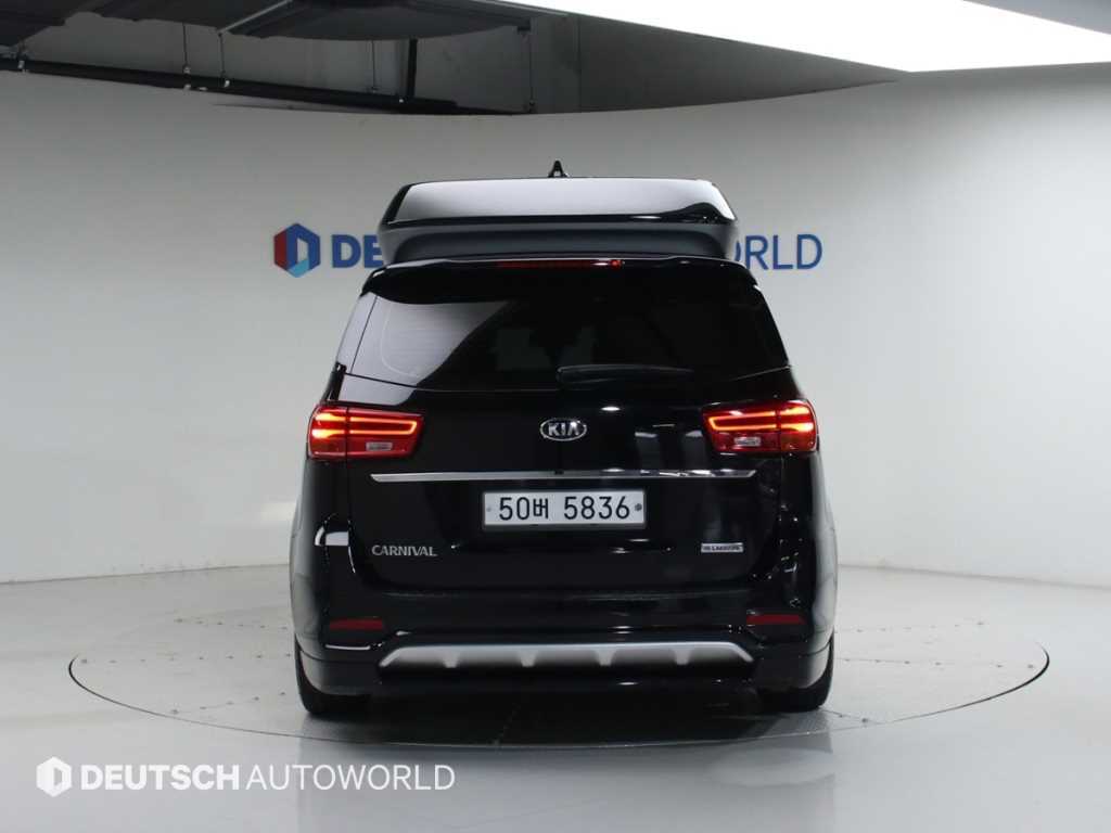 KIA Carnival - Vista 4