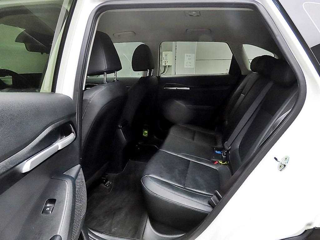 KIA Seltos - Vista 6