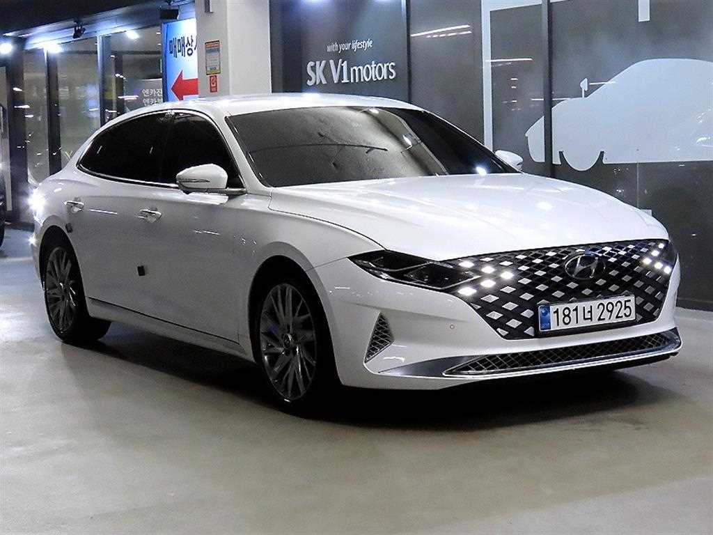 HYUNDAI Grandeur - Vista 2