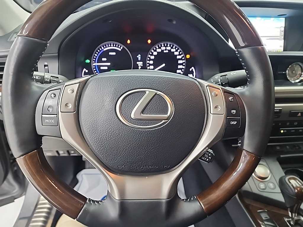 Lexus ES - Vista 9