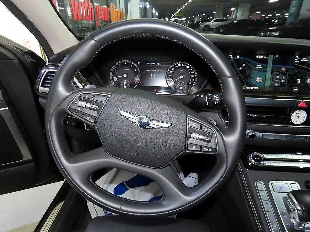 Genesis G90 - Vista 8