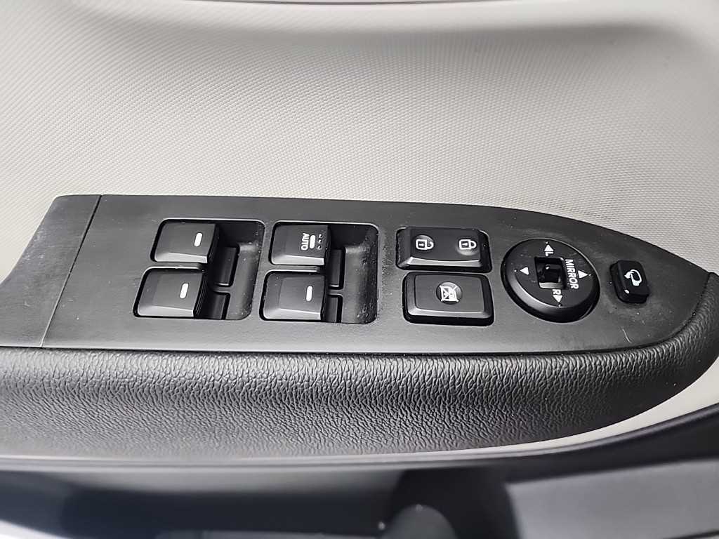 KIA Ray 2016 Negro - Importación desde Corea - HF Imports Iquique - Foto 16