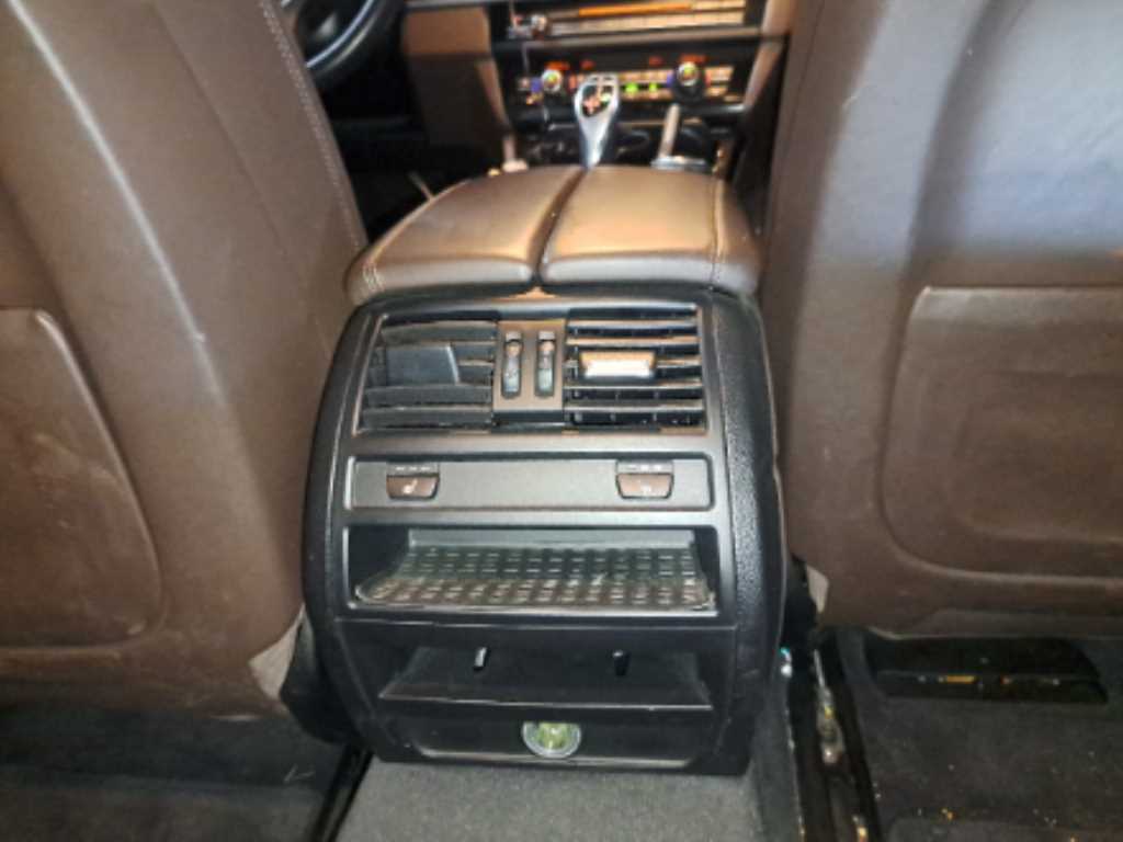 BMW 5 Series - Vista 7