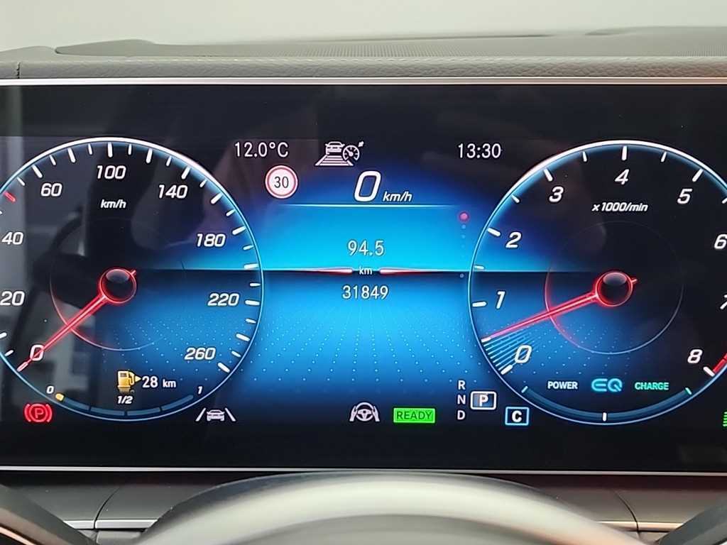 Mercedes Benz GLE Class - Vista 6