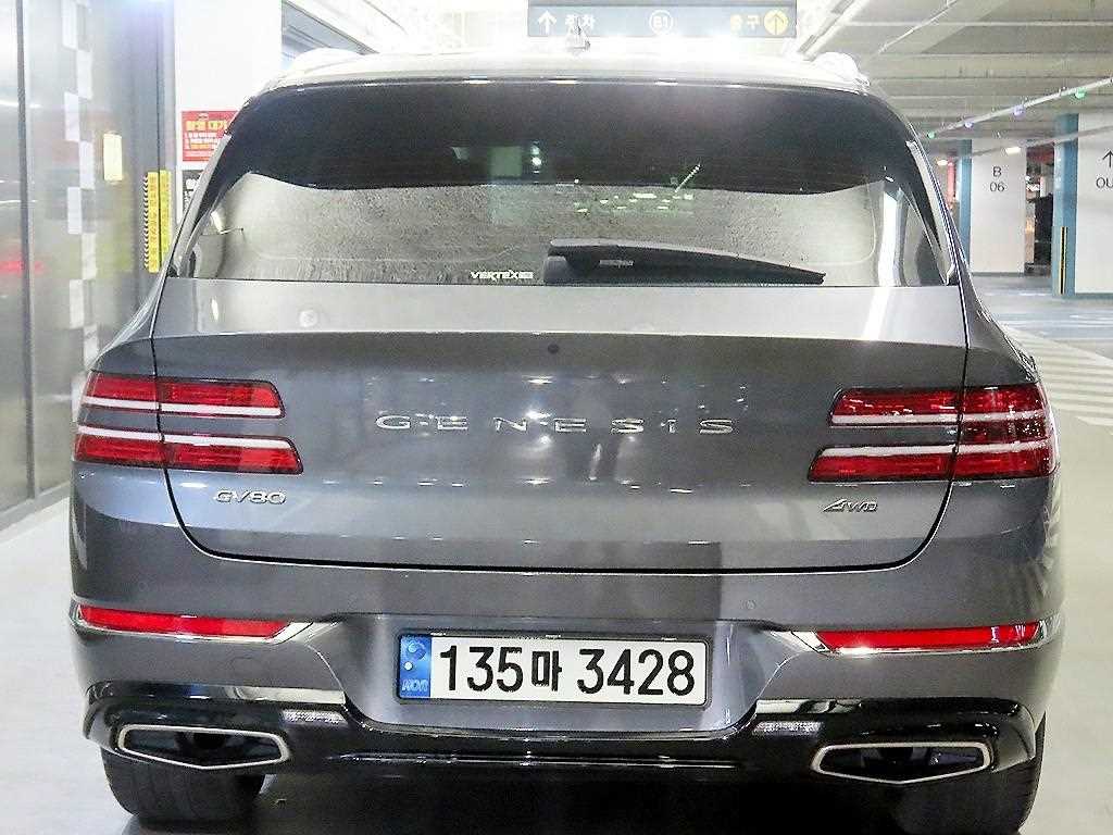 Genesis GV80 - Vista 5