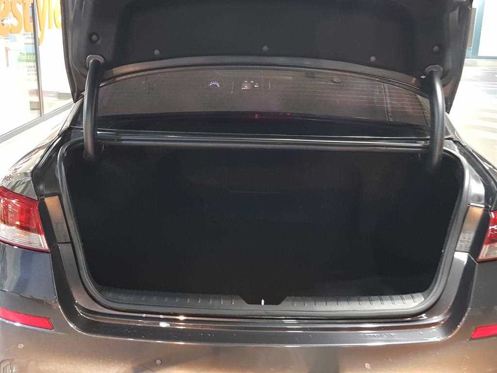 KIA K5 - Vista 6