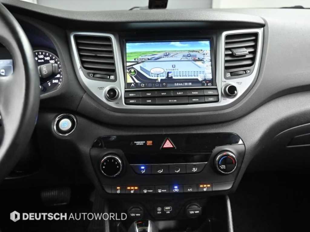 HYUNDAI Tucson 2017 Blanco - Importación desde Corea - HF Imports Iquique - Foto 14