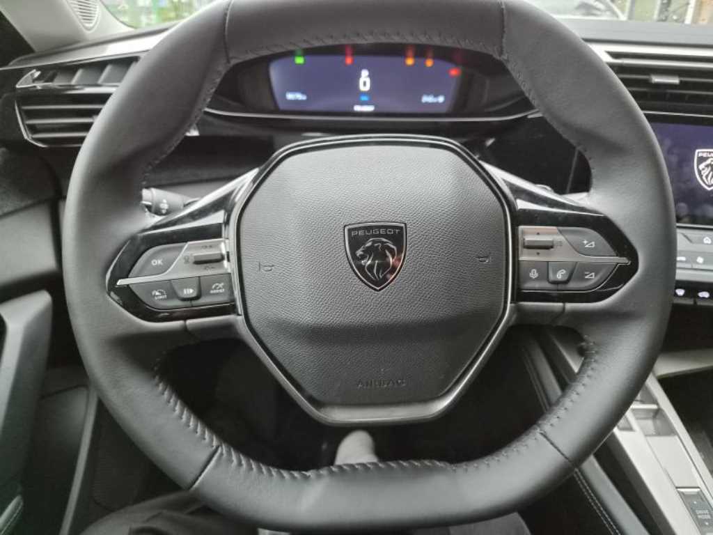 Peugeot 408 - Vista 3