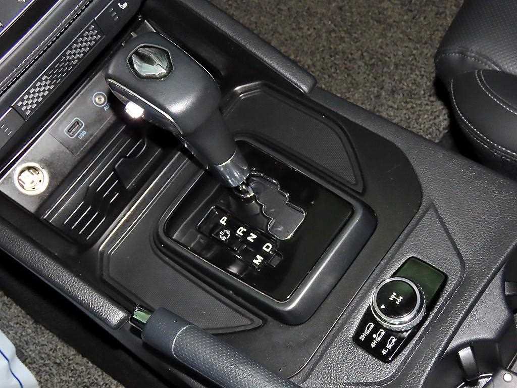 Ssangyong Rexton - Vista 12