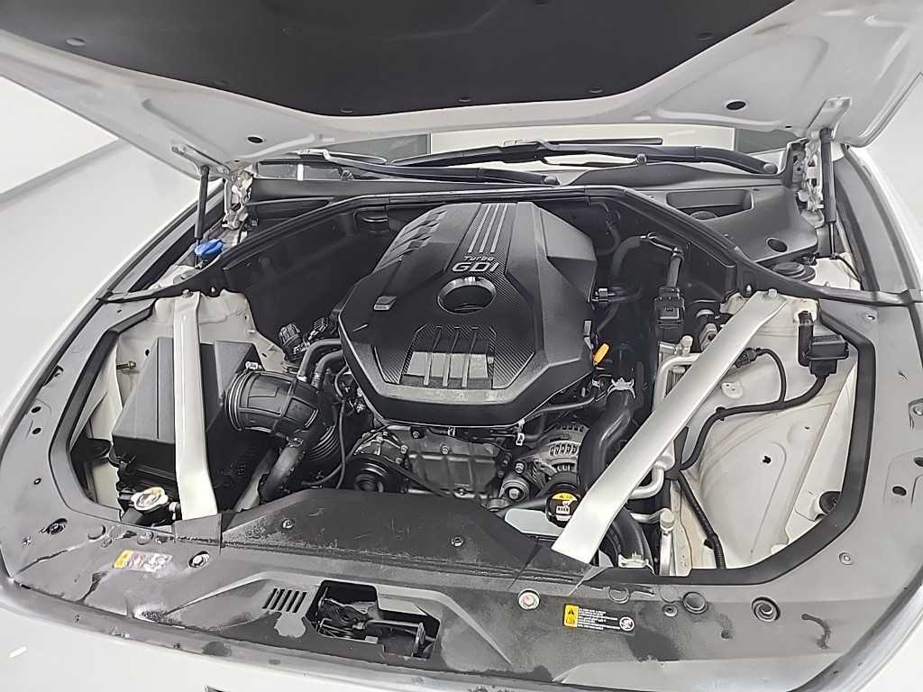 Genesis G70 - Vista 5