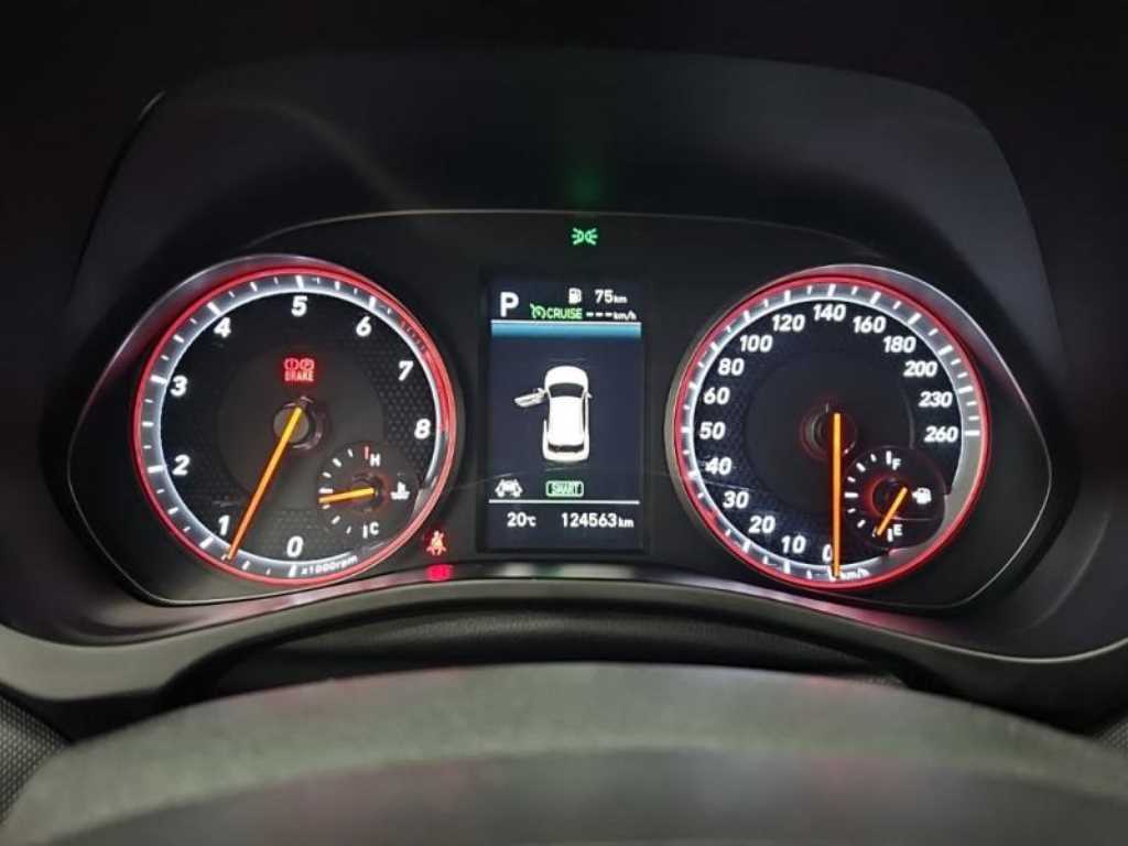 HYUNDAI Veloster - Vista 6