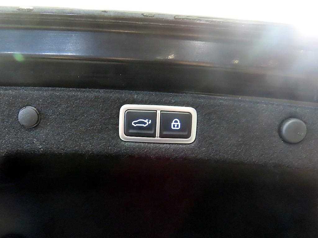HYUNDAI Grandeur 2023 Negro - Importación desde Corea - HF Imports Iquique - Foto 17