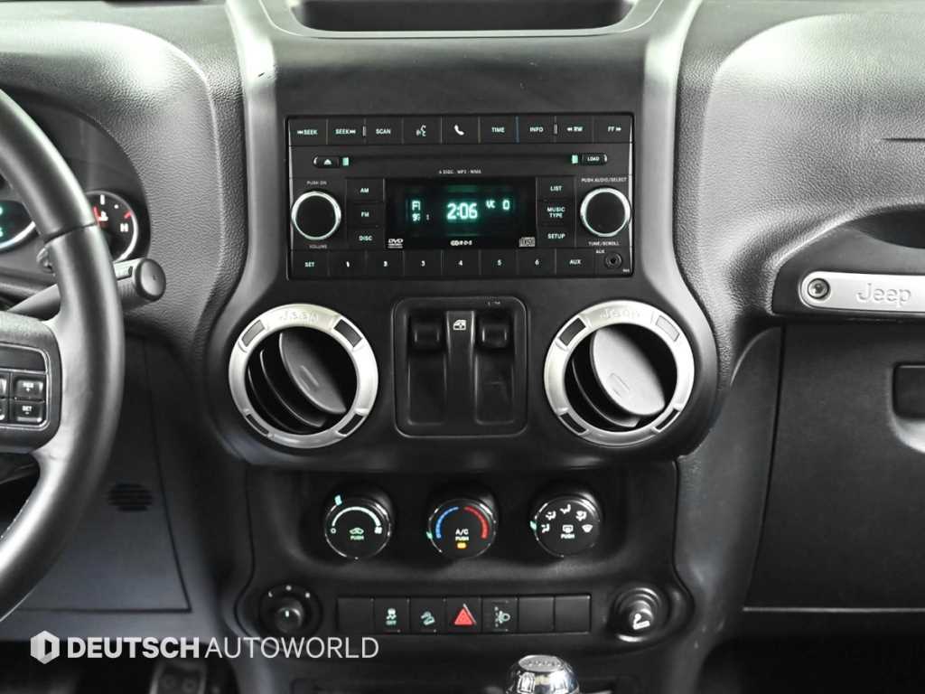 Jeep Wrangler 2011 Blanco - Importación desde Corea - HF Imports Iquique - Foto 14