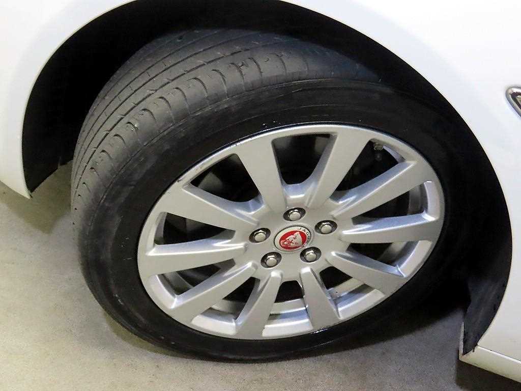 Jaguar XE 2018 Blanco - Importación desde Corea - HF Imports Iquique - Foto 20