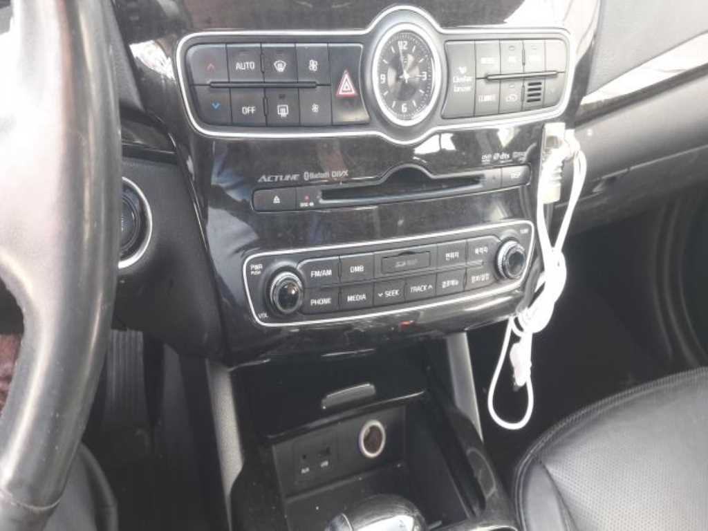 KIA K7 - Vista 7
