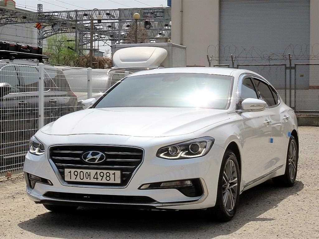 HYUNDAI Grandeur - Vista 2