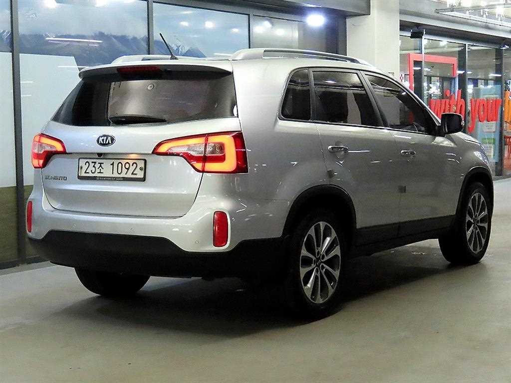 KIA Sorento - Vista 4