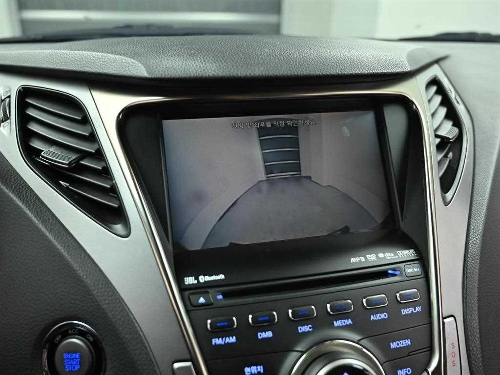 HYUNDAI Grandeur 2011 Negro - Importación desde Corea - HF Imports Iquique - Foto 15