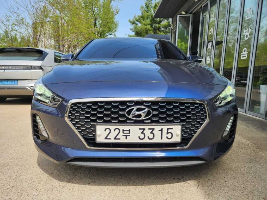 HYUNDAI i30 2018 Azul - Importación desde Corea - HF Imports Iquique - Foto 1