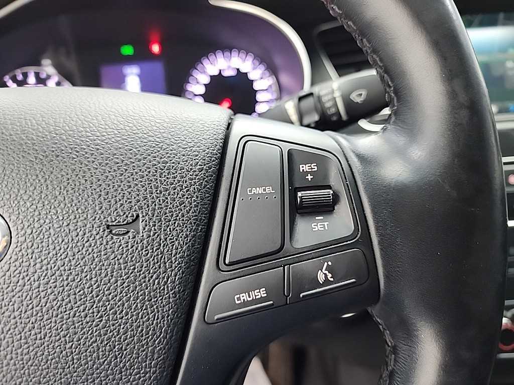 KIA K7 - Vista 10