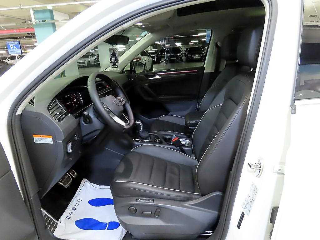 Volkswagen Tiguan - Vista 6