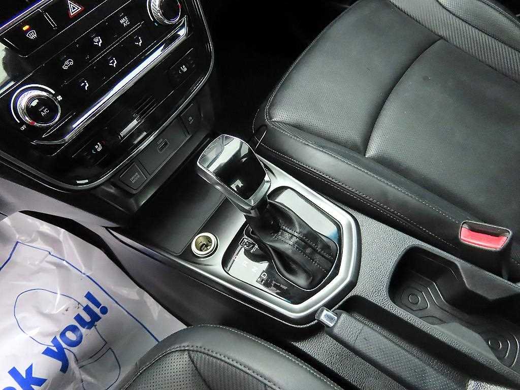 Ssangyong Tivoli - Vista 10