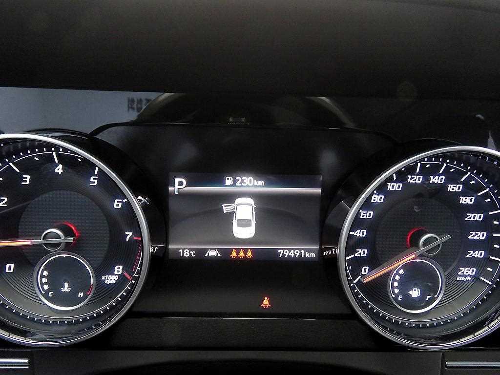 HYUNDAI Grandeur - Vista 12