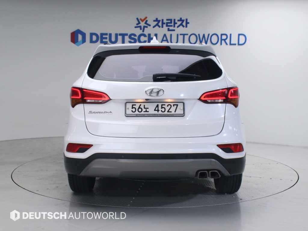 HYUNDAI Santa Fe - Vista 4