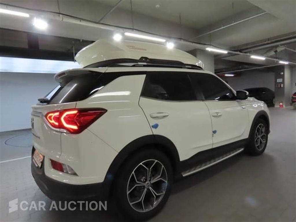 Ssangyong Korando - Vista 6