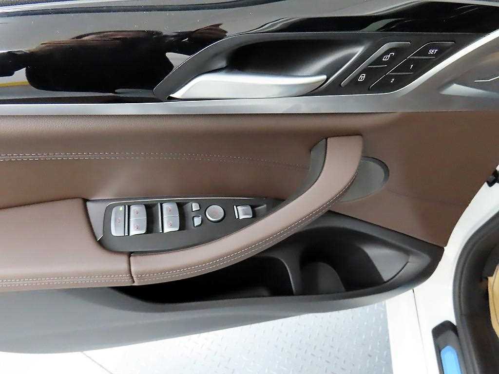 BMW X4 - Vista 11