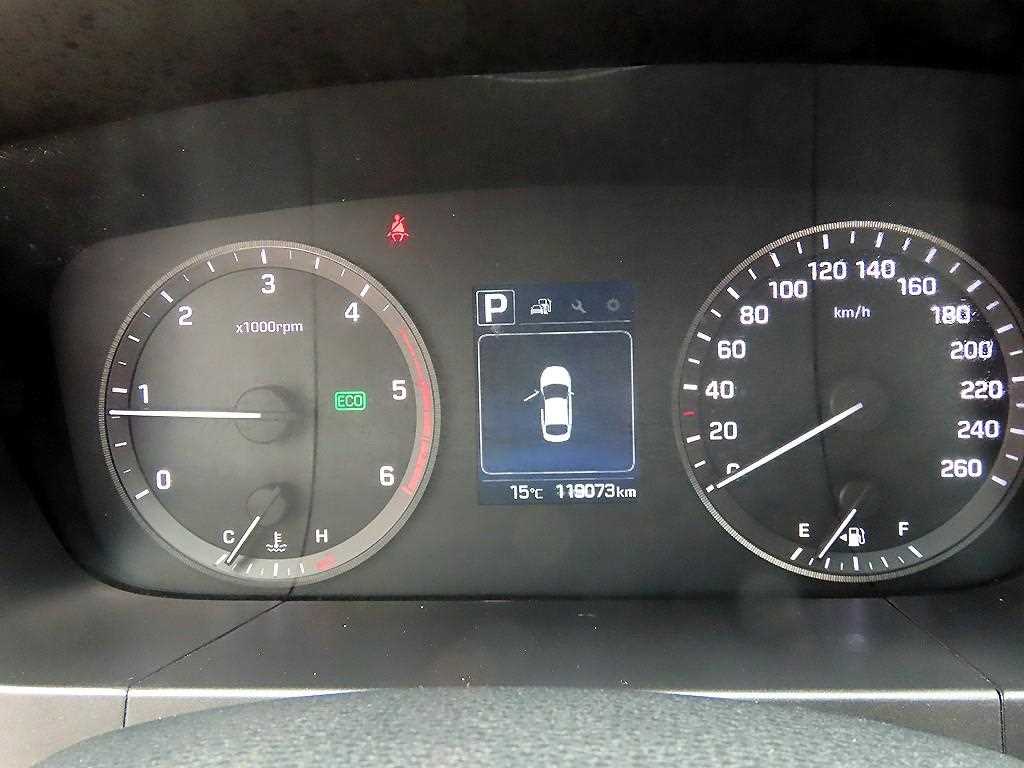 HYUNDAI Sonata - Vista 9