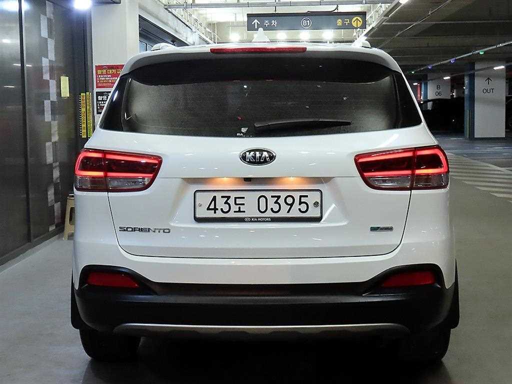 KIA Sorento - Vista 5